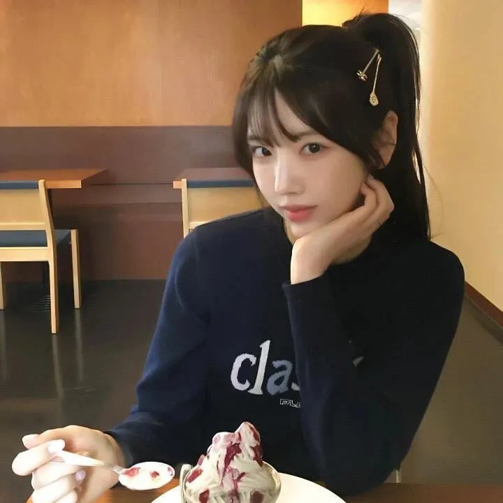 亚瑟与梅林:圣杯骑士海报